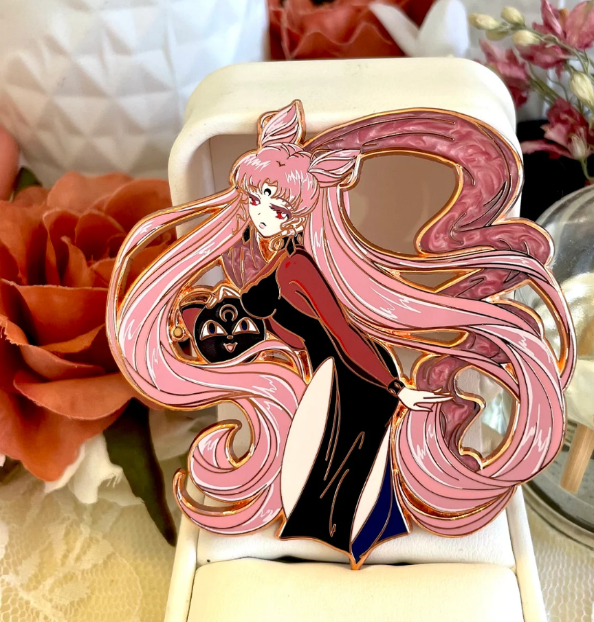 Pearlescent lapel pins VS regular lapel pins